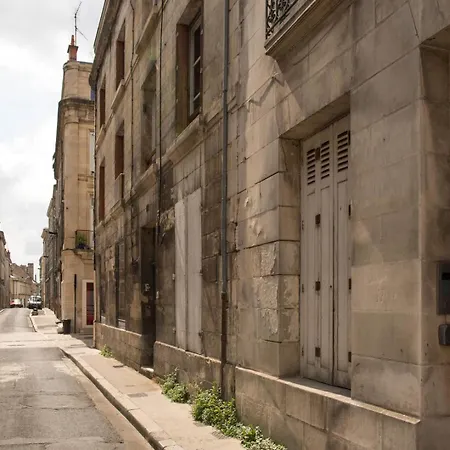 Grand Studio Style Industriel Dans Le Centre Historique Appartement