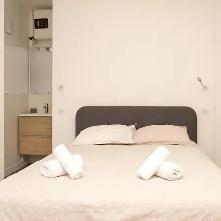 Grand Studio Style Industriel Dans Le Centre Historique Appartement *
